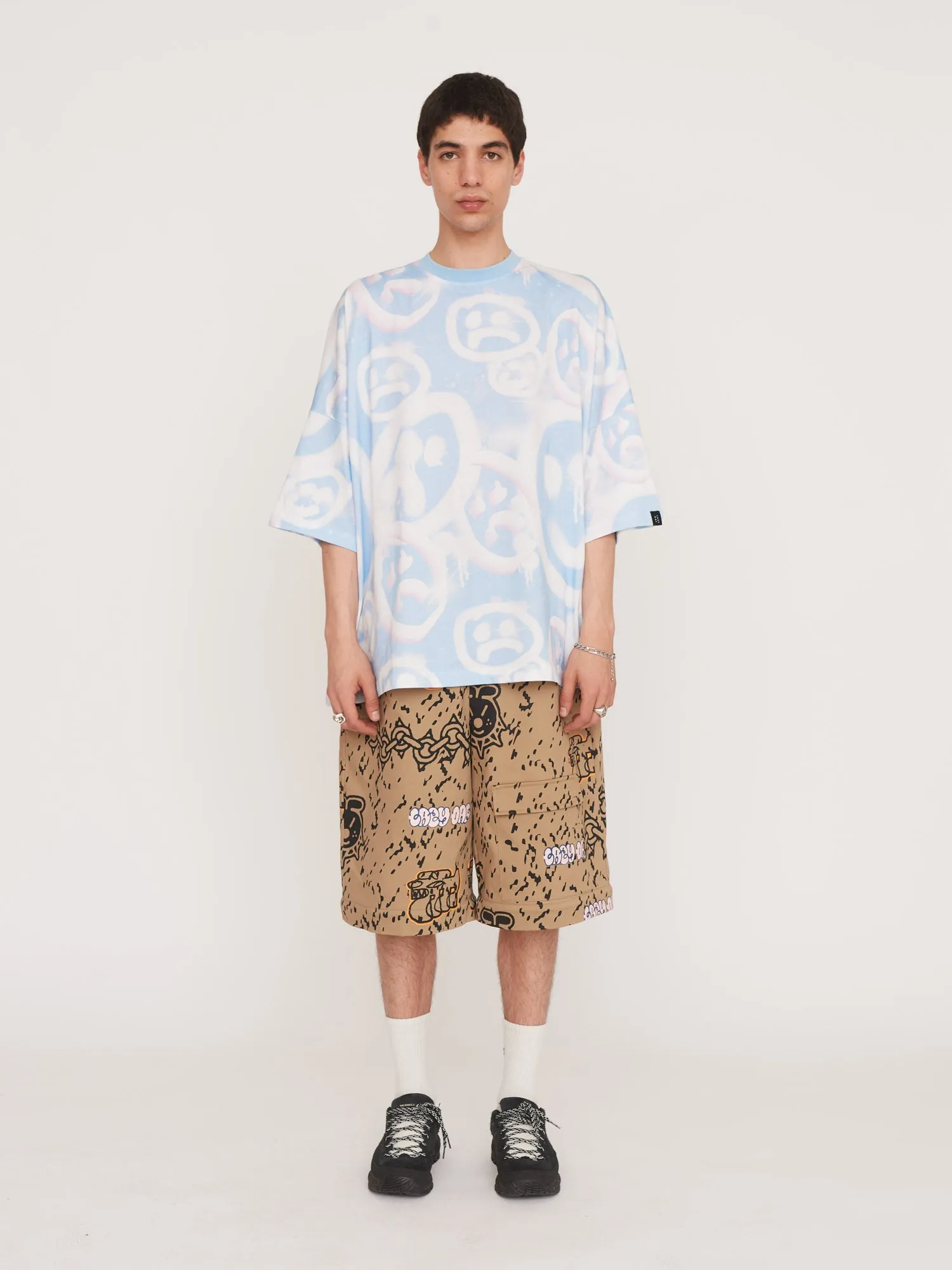 Drippy Spray Face Oversized T-Shirt