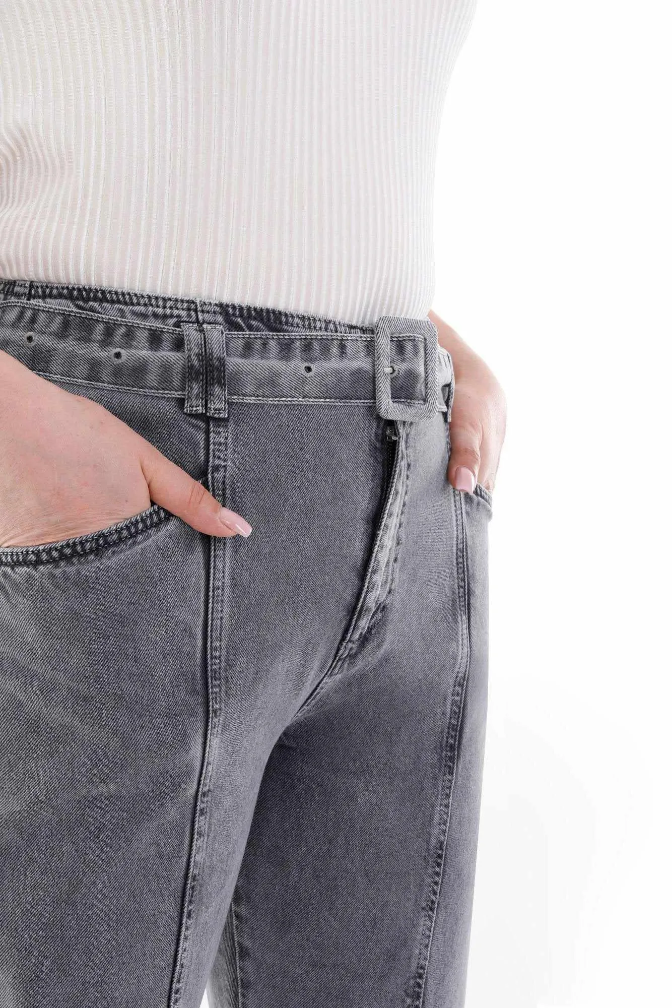 Grey Tapered Jeans Carrot Jeans with Jean Belt