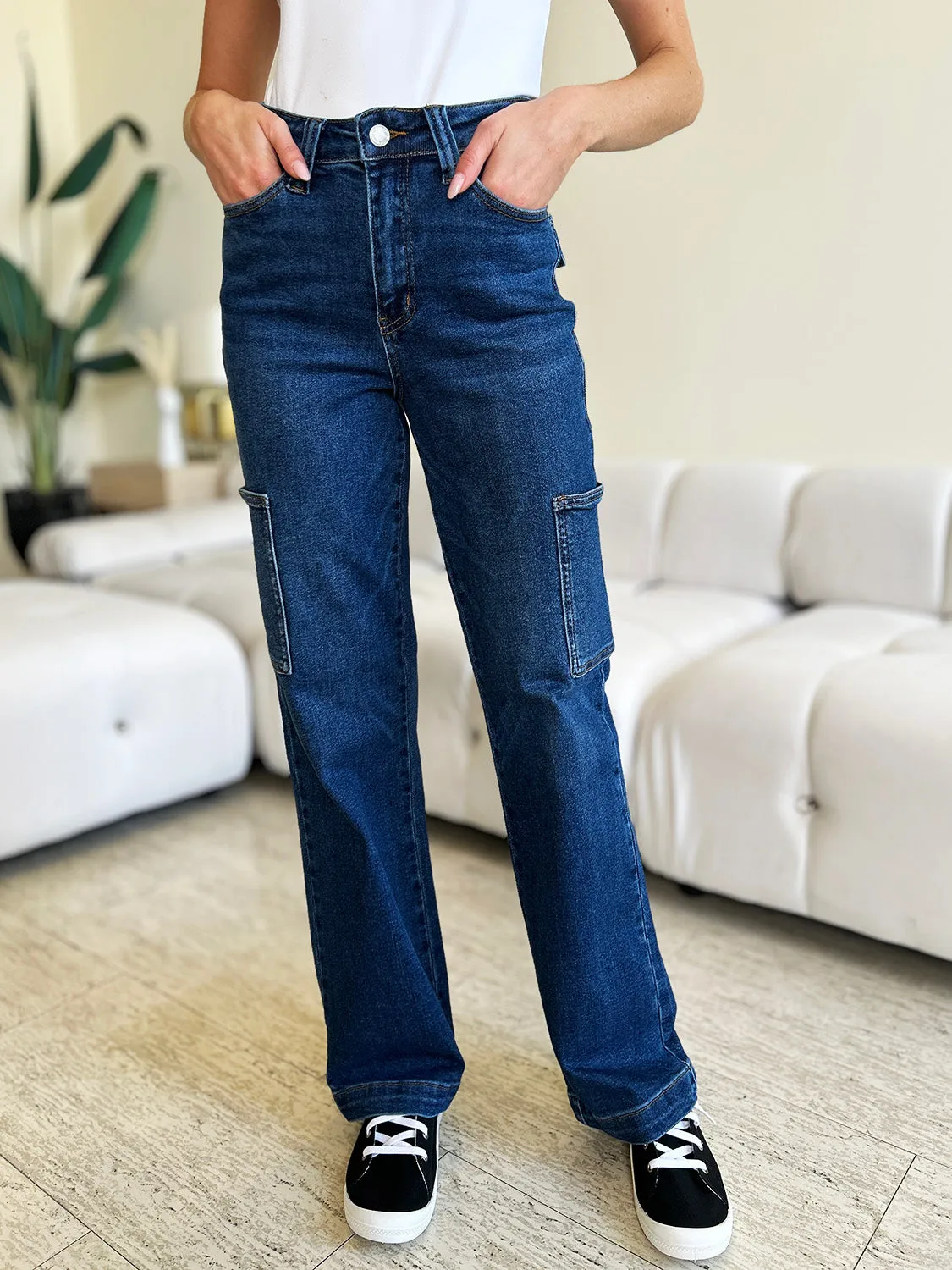 Judy Blue High Waist Straight Cargo Jeans in Dark Blue