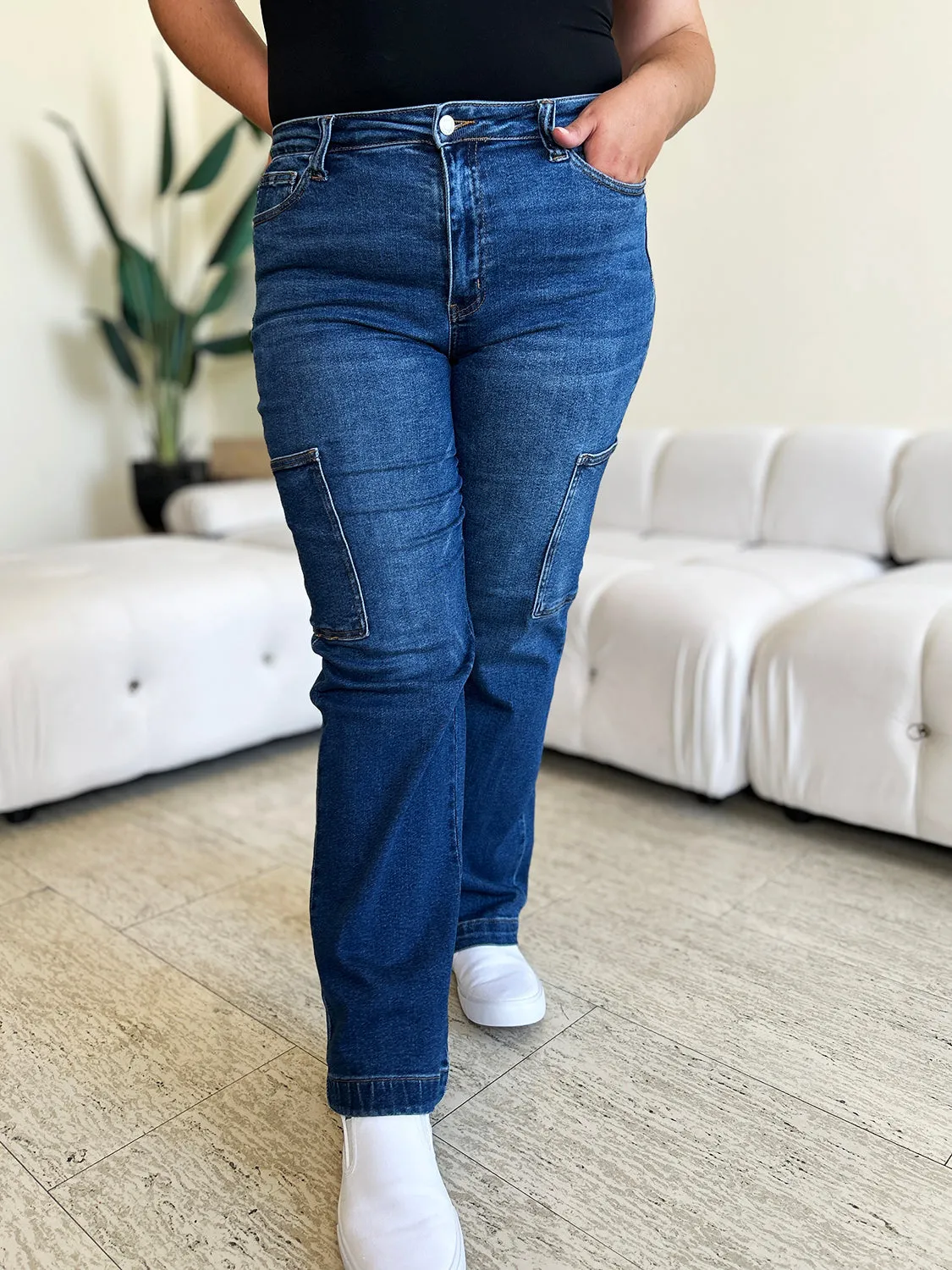 Judy Blue High Waist Straight Cargo Jeans in Dark Blue