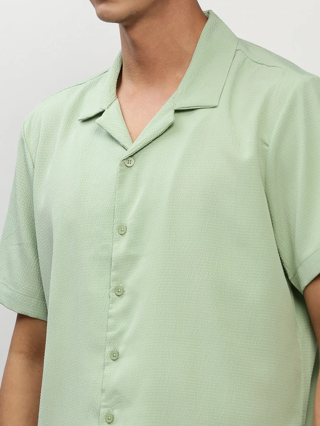 Men Green Solid Casual Casual Shirts