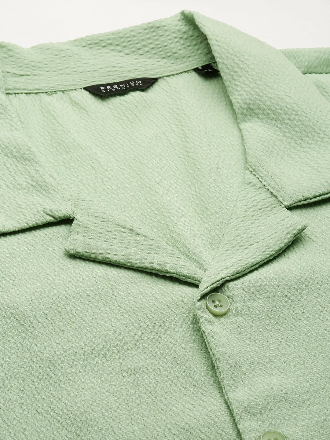 Men Green Solid Casual Casual Shirts