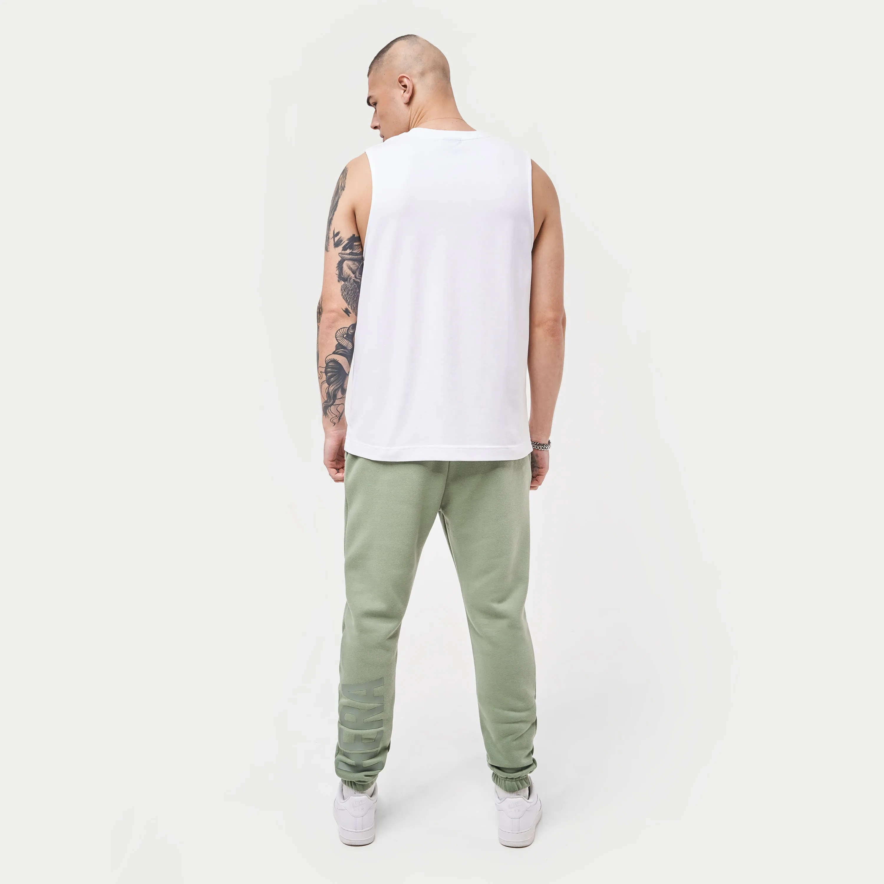 Mens Label Sweatpant - Hedge Green