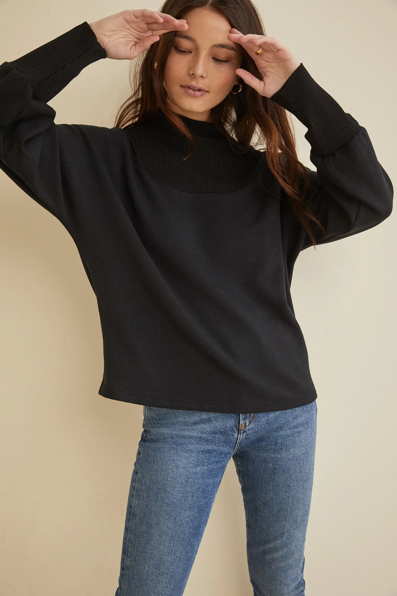 Nadav Sweatshirt