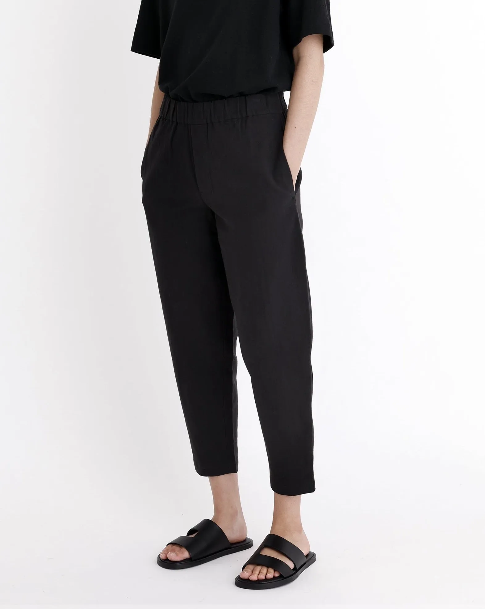 Signature Elastic Pull-Up Trouser - Canvas Edition - Black