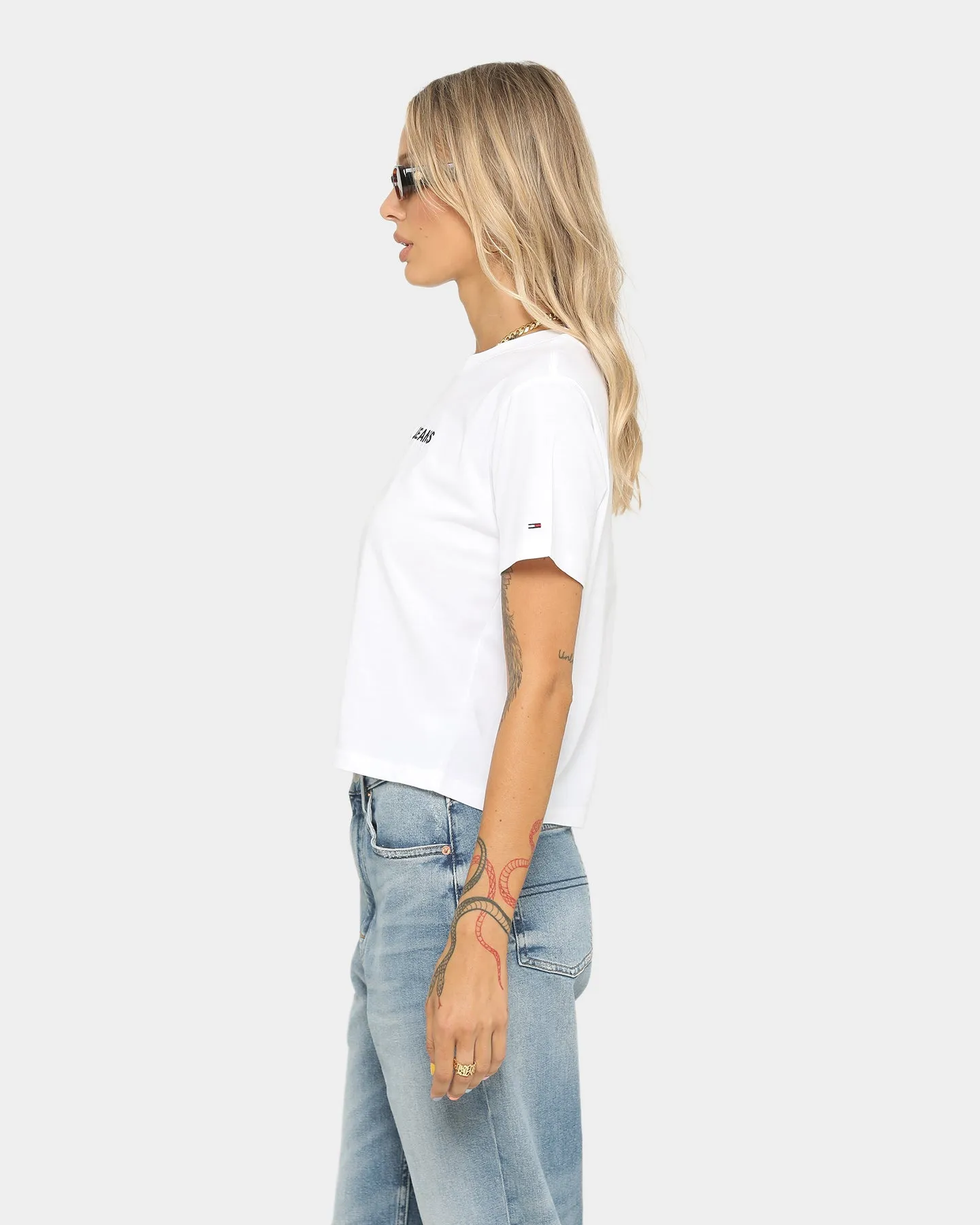 Tommy Jeans Women's TJW Modern Linear Logo T-Shirt White