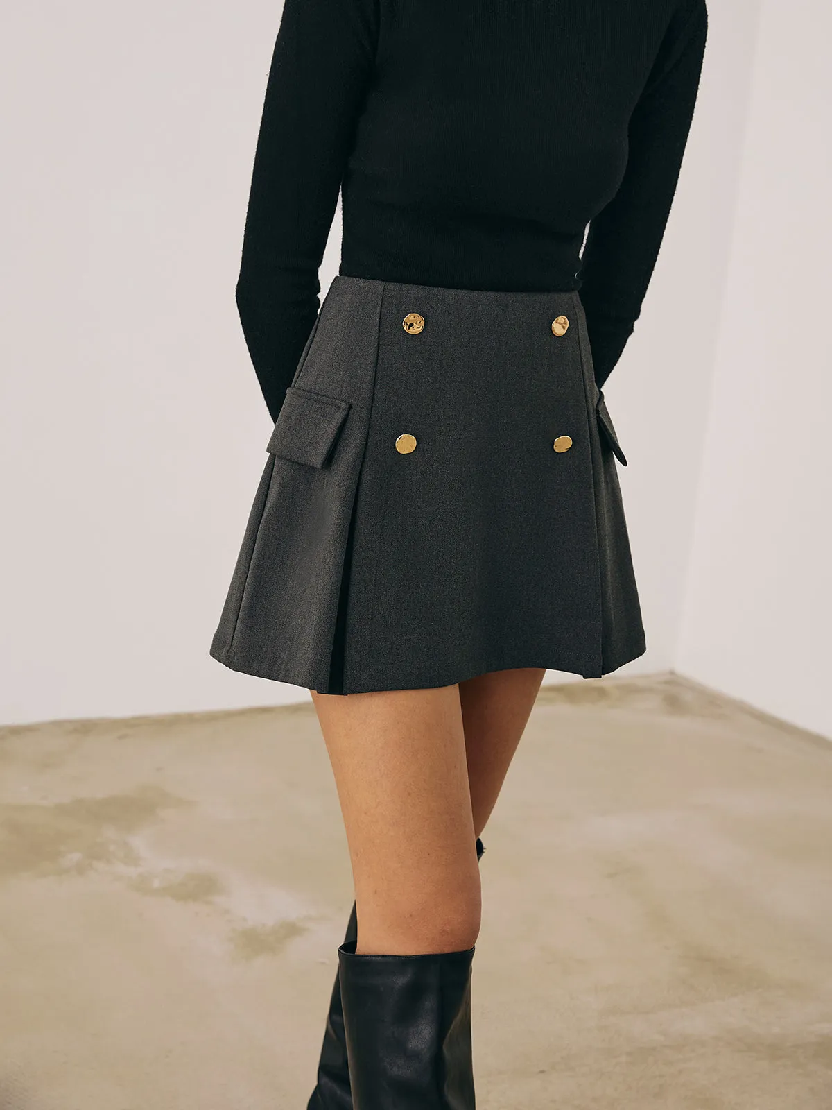 Versatile Side Pleated Mini Skirt